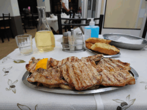 Ο Τέλης Μπριζολαδικo